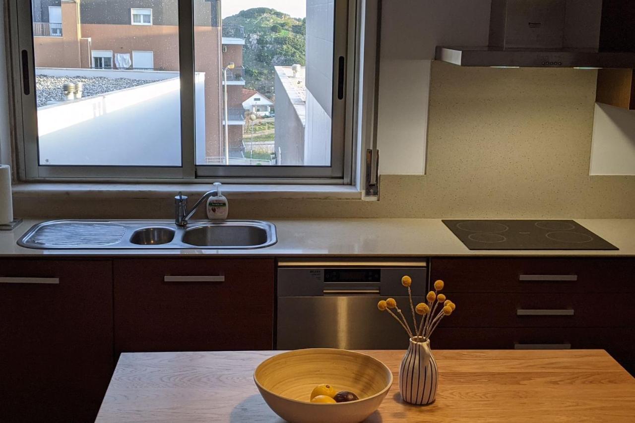 Lovelystay - Sesimbra 3Bdr Apartment W/Terrace Екстериор снимка